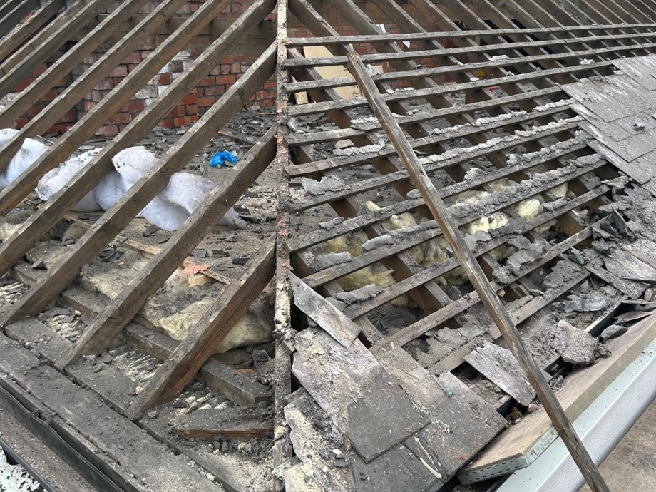 Double Roof Replacement, Sheffield S8->title 4