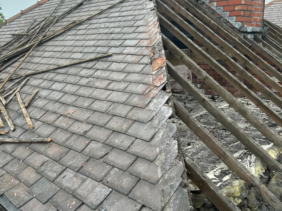 Double Roof Replacement, Sheffield S8->title 3